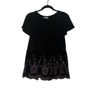 NWOT Altar'd State Women's Black Floral Short Sleeve Top Size S